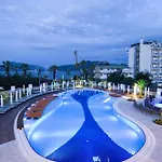 Casa De Maris & Adult Only 16 Hotel 5*